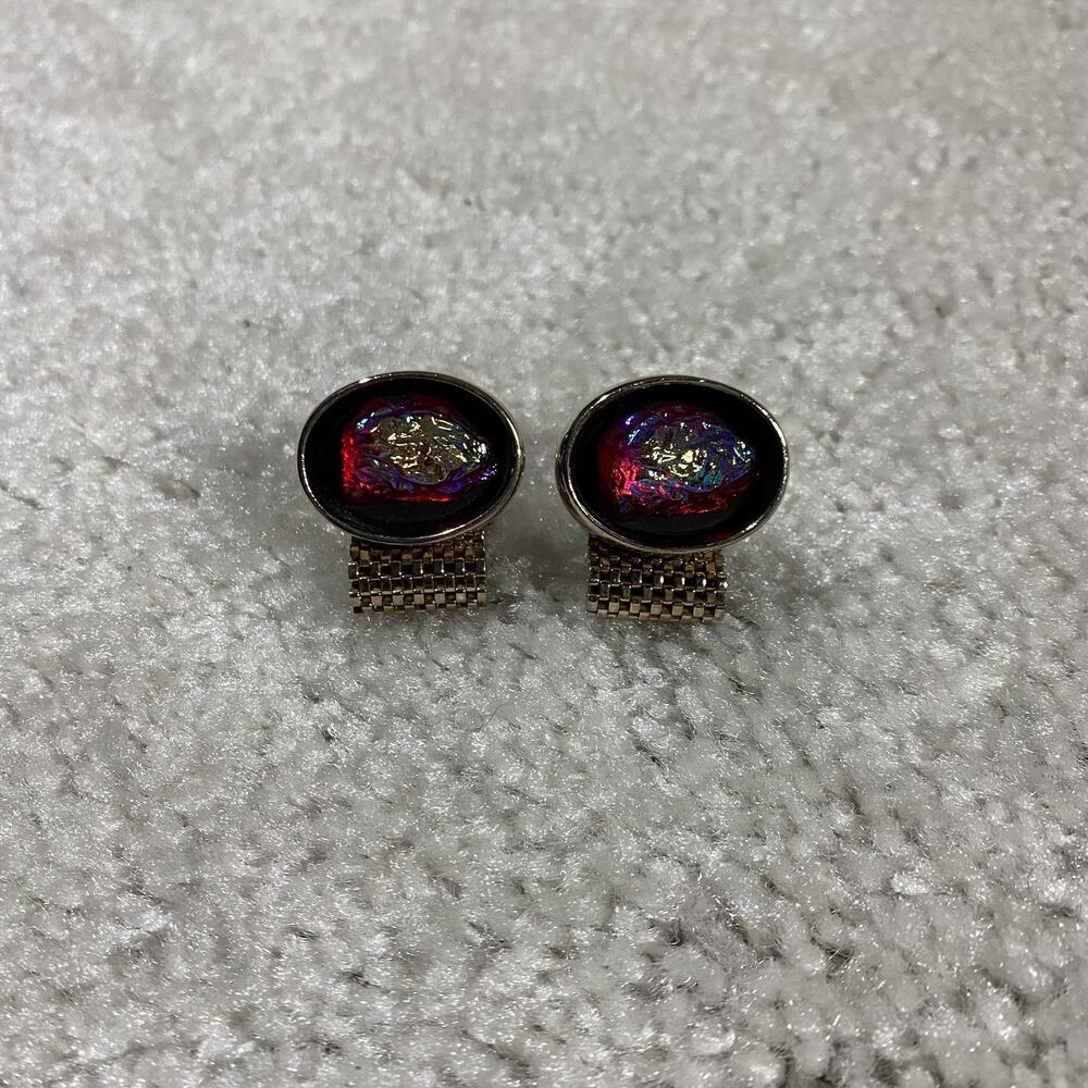 Vintage Gold Tone Mesh Wrap Cufflinks Red Iridescent Glass Mens Oval Jewelry